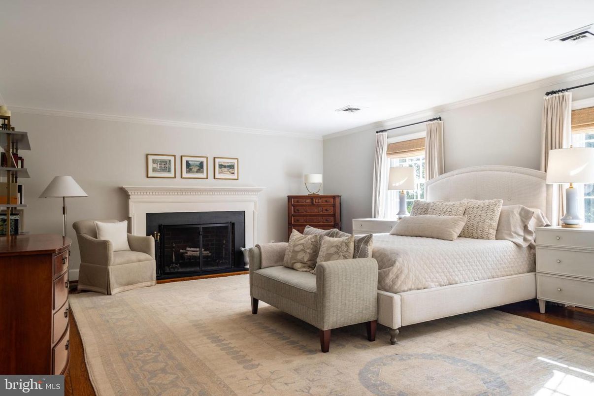 Bedroom, Fireplace, Interior, Wood Texture Flooring