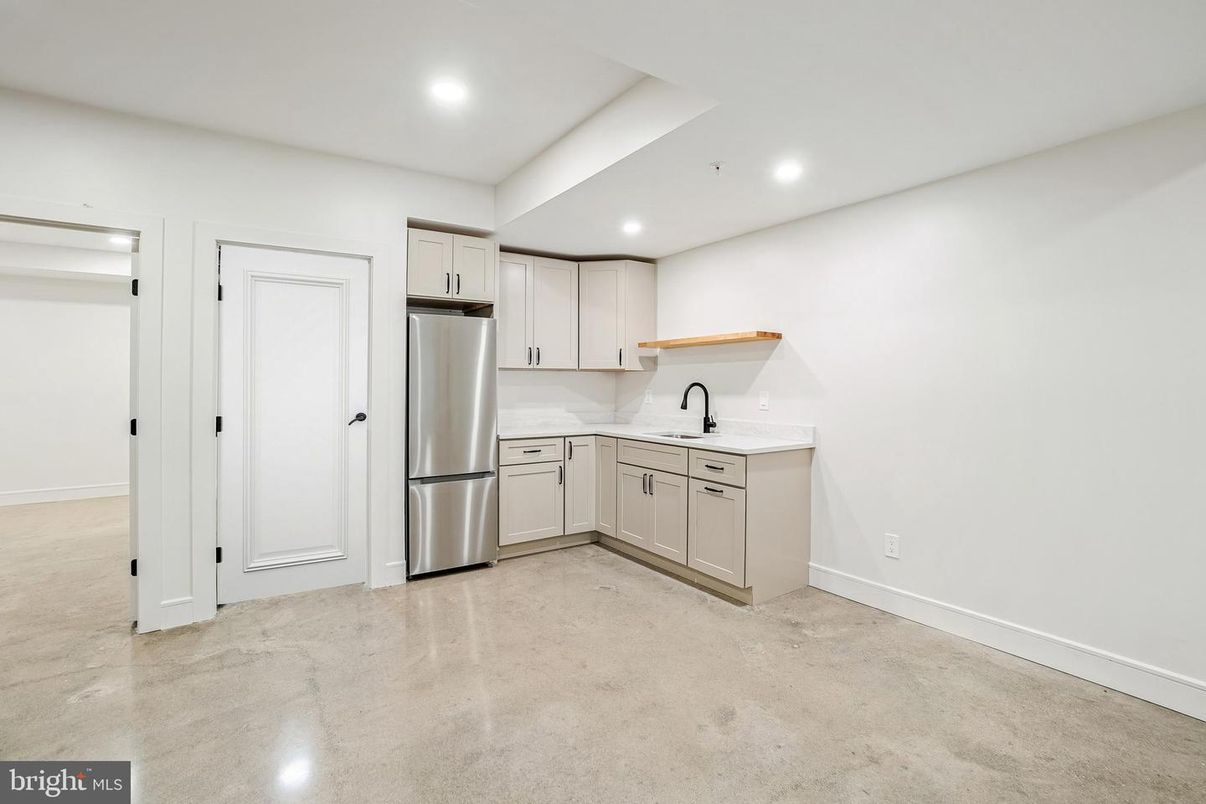 Interior, Kitchen, Recessed Lighting