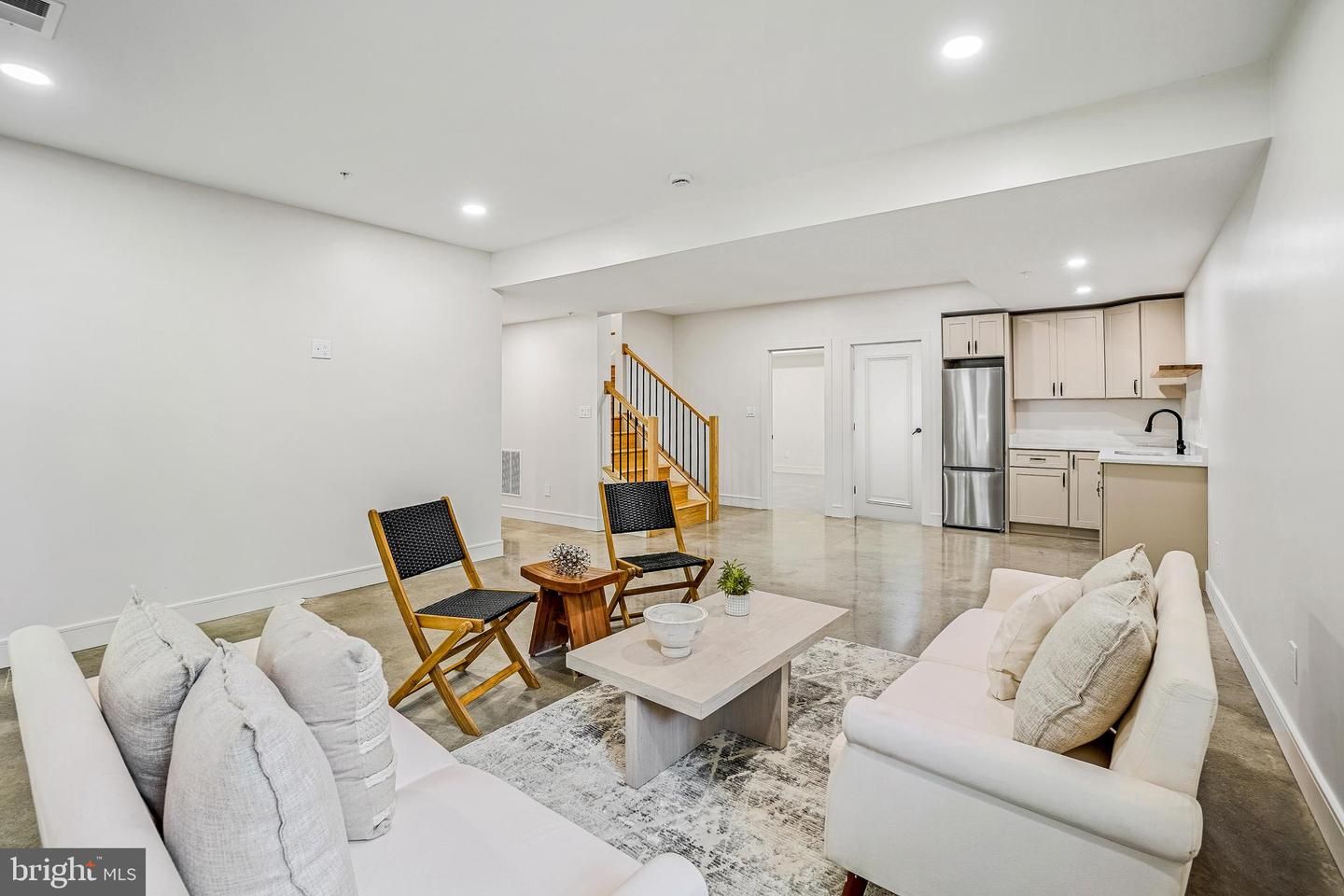 Interior, Kitchen, Living room, Recessed Lighting, Stainless Steel Appliances