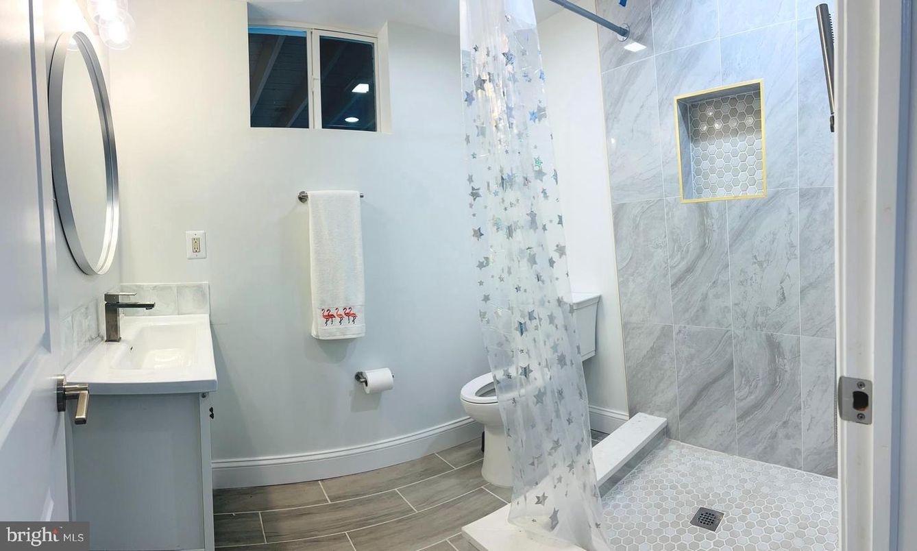 Bathroom, Interior, Marble Walls