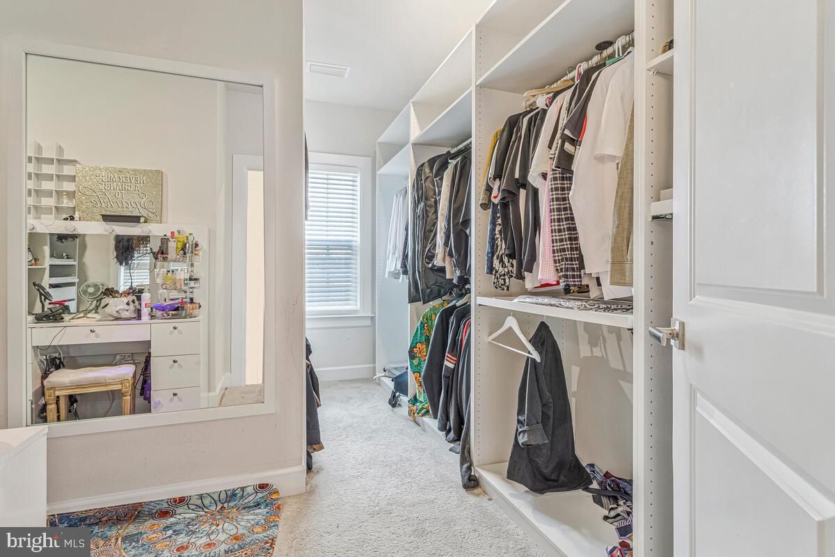 Interior, Walk-in Closets