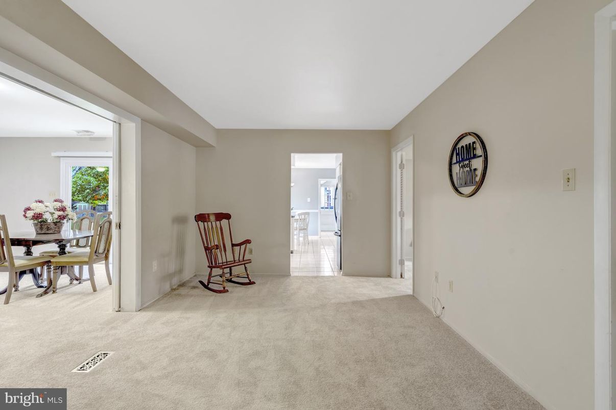 Dining room, Interior