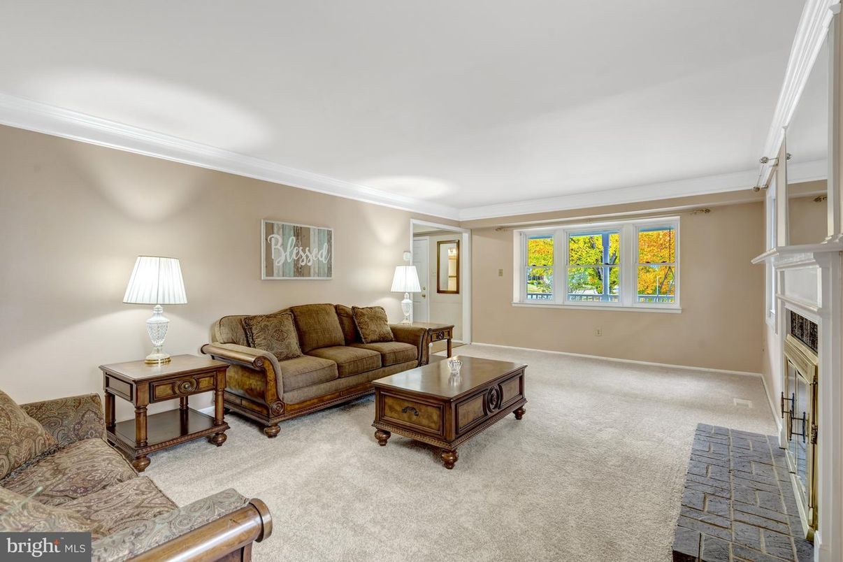 Fireplace, Interior, Living room