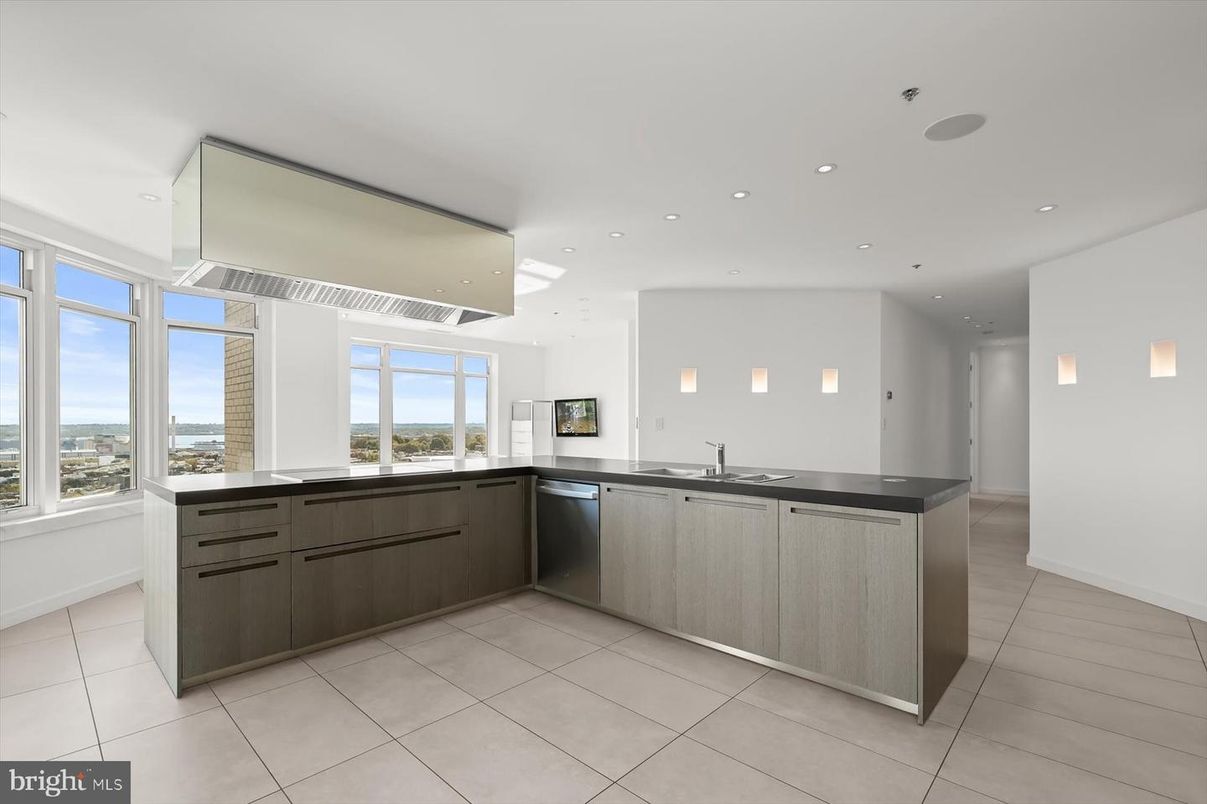 Interior, Kitchen, Recessed Lighting