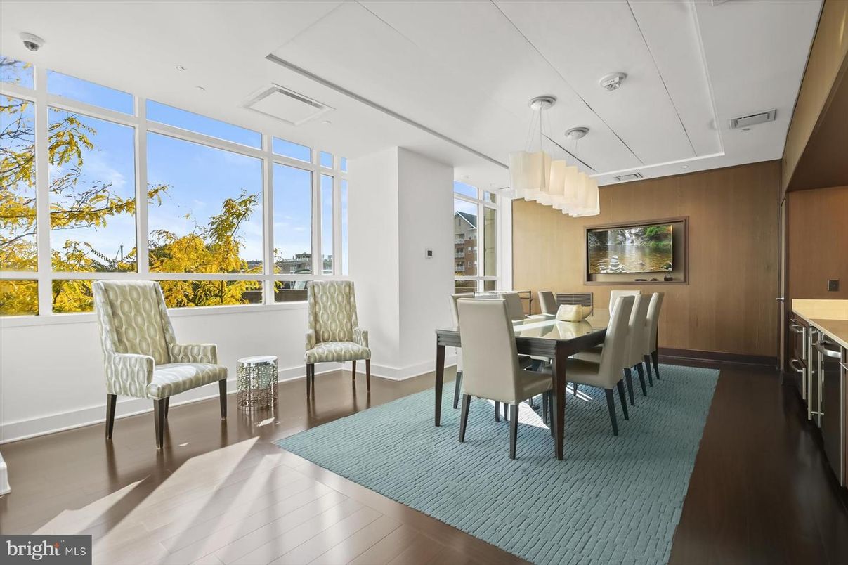 Chandelier, Dining room, Interior, Recessed Lighting, Wood Texture Flooring