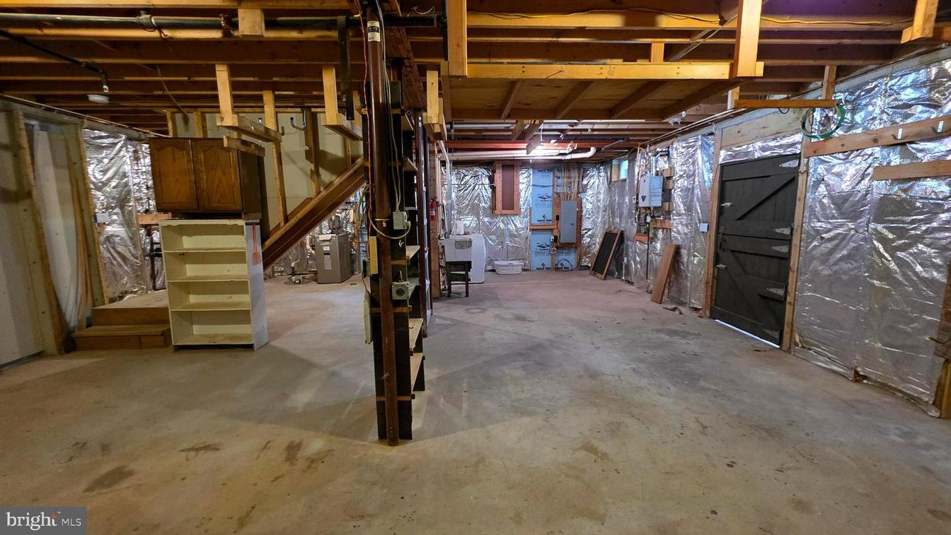 Interior, Wooden Beams