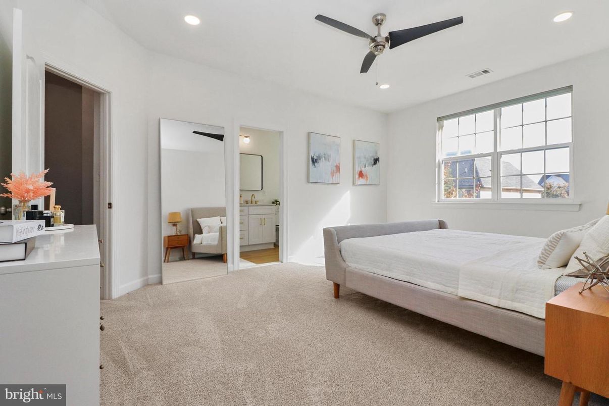 Bathroom, Bedroom, Interior, Recessed Lighting