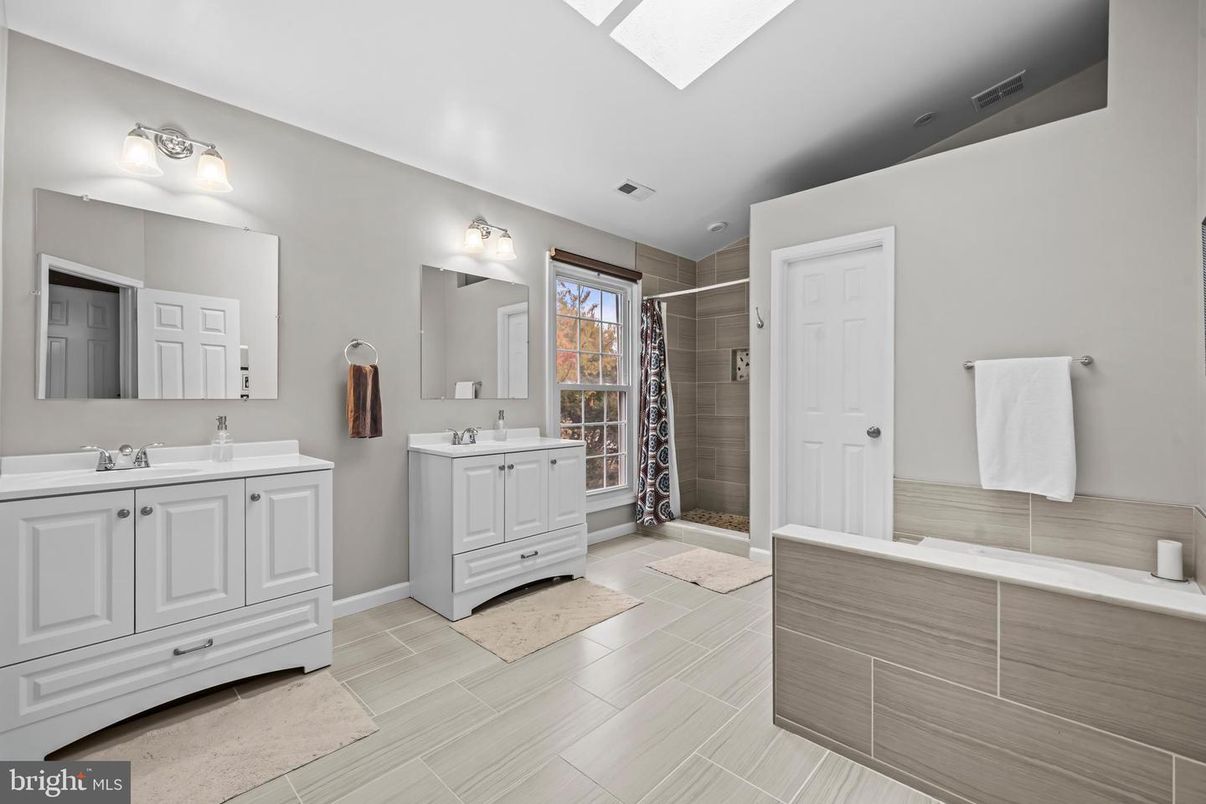 Bathroom, Dual Sink Vanities, Glass Shower, Interior