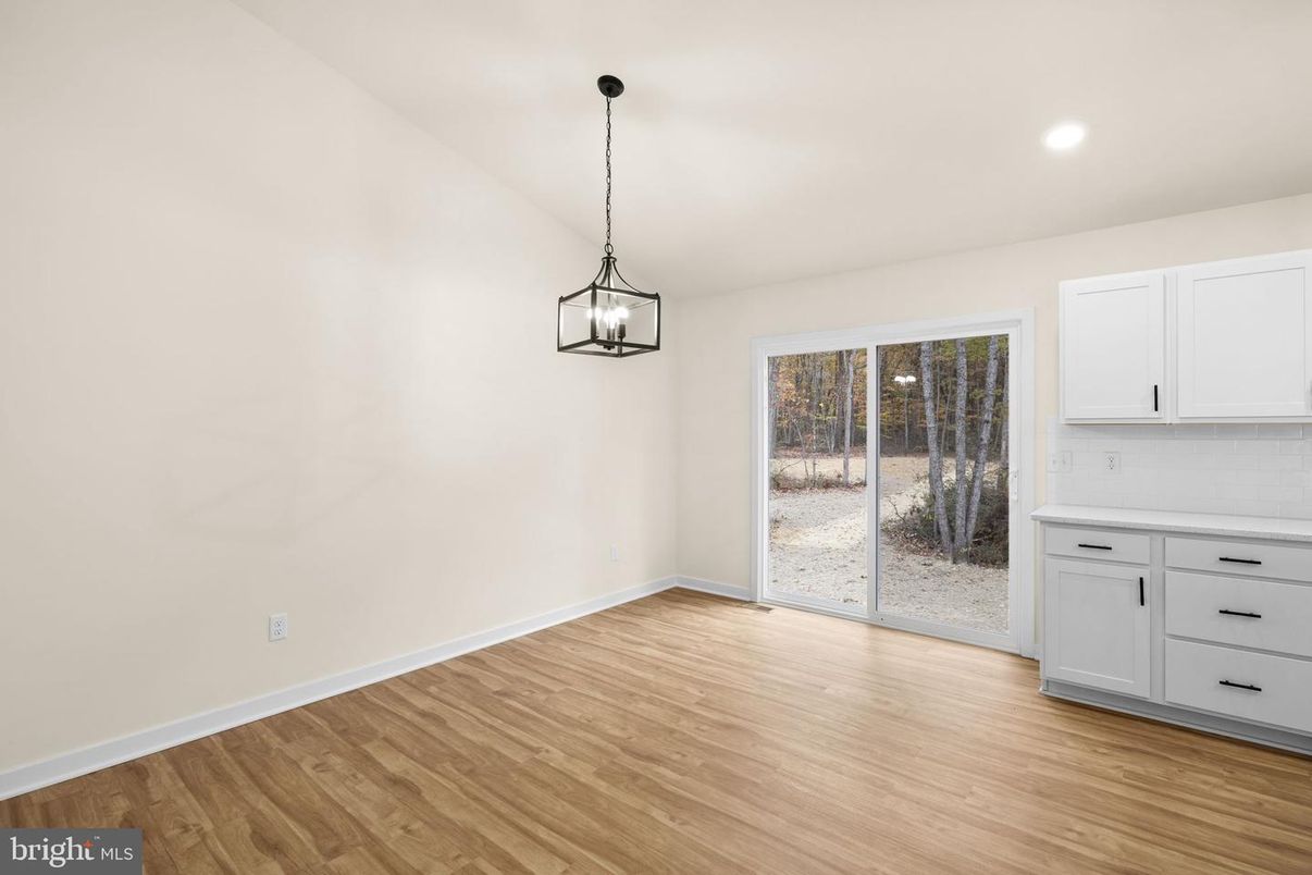 Empty room, Interior, Pendant Lights, Recessed Lighting, Wood Texture Flooring