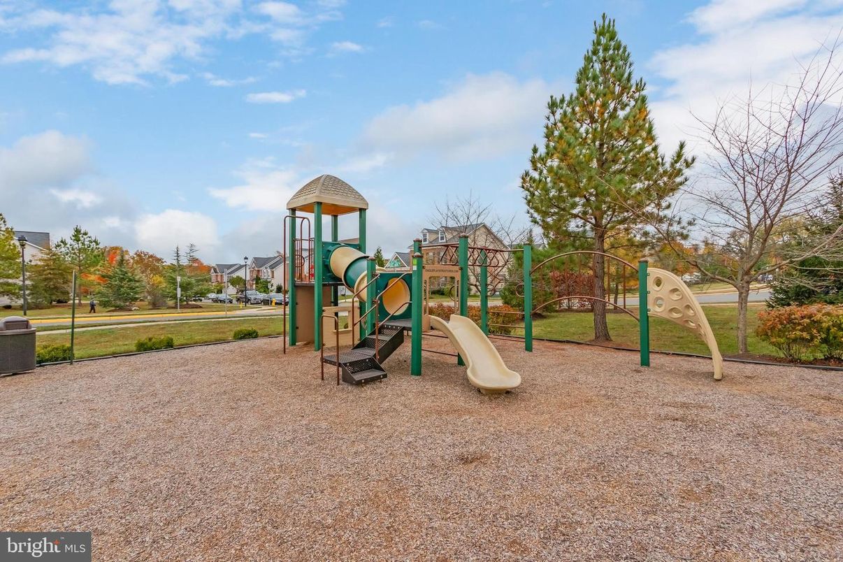Backyard, Exterior, Playground