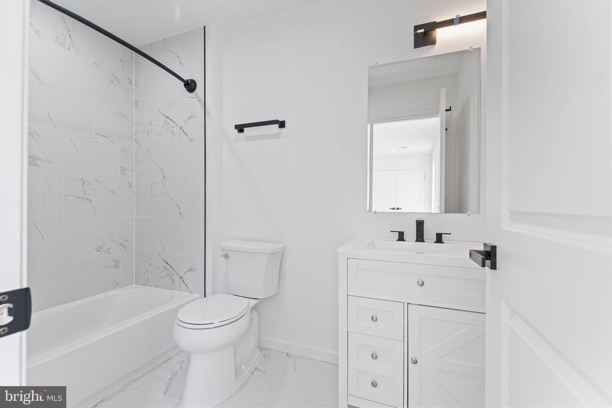 Bathroom, Interior, Marble, Marble Walls