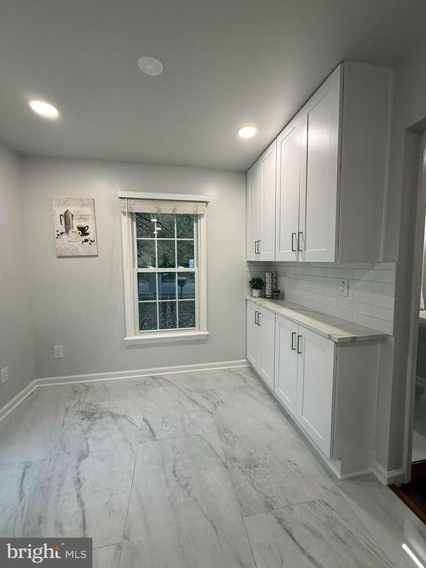 Interior, Kitchen, Marble, Recessed Lighting