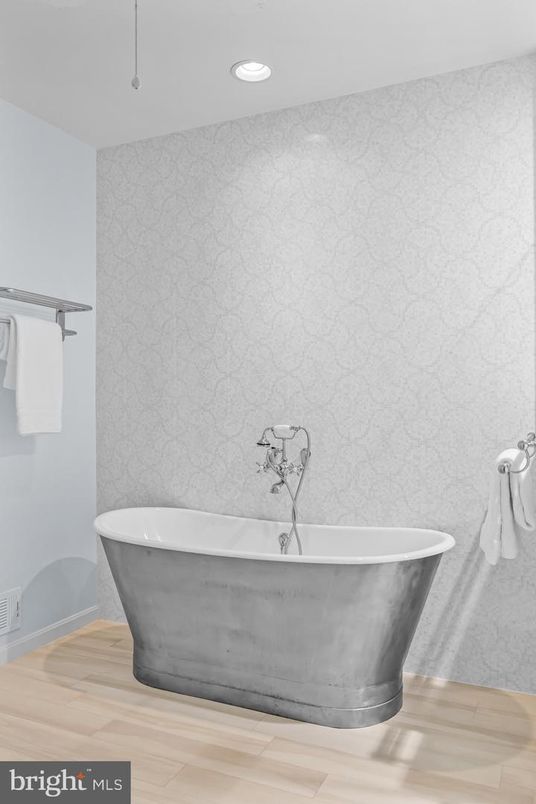 Bathroom, Free Standing Baths, Interior, Recessed Lighting, Wood Texture Flooring