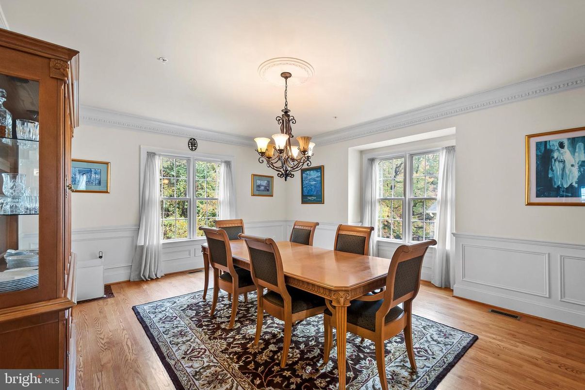 Chandelier, Dining room, Interior, Wood Texture Flooring