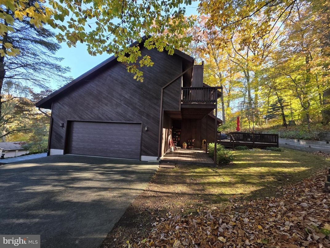 Attached, Backyard, Exterior, Facade, None