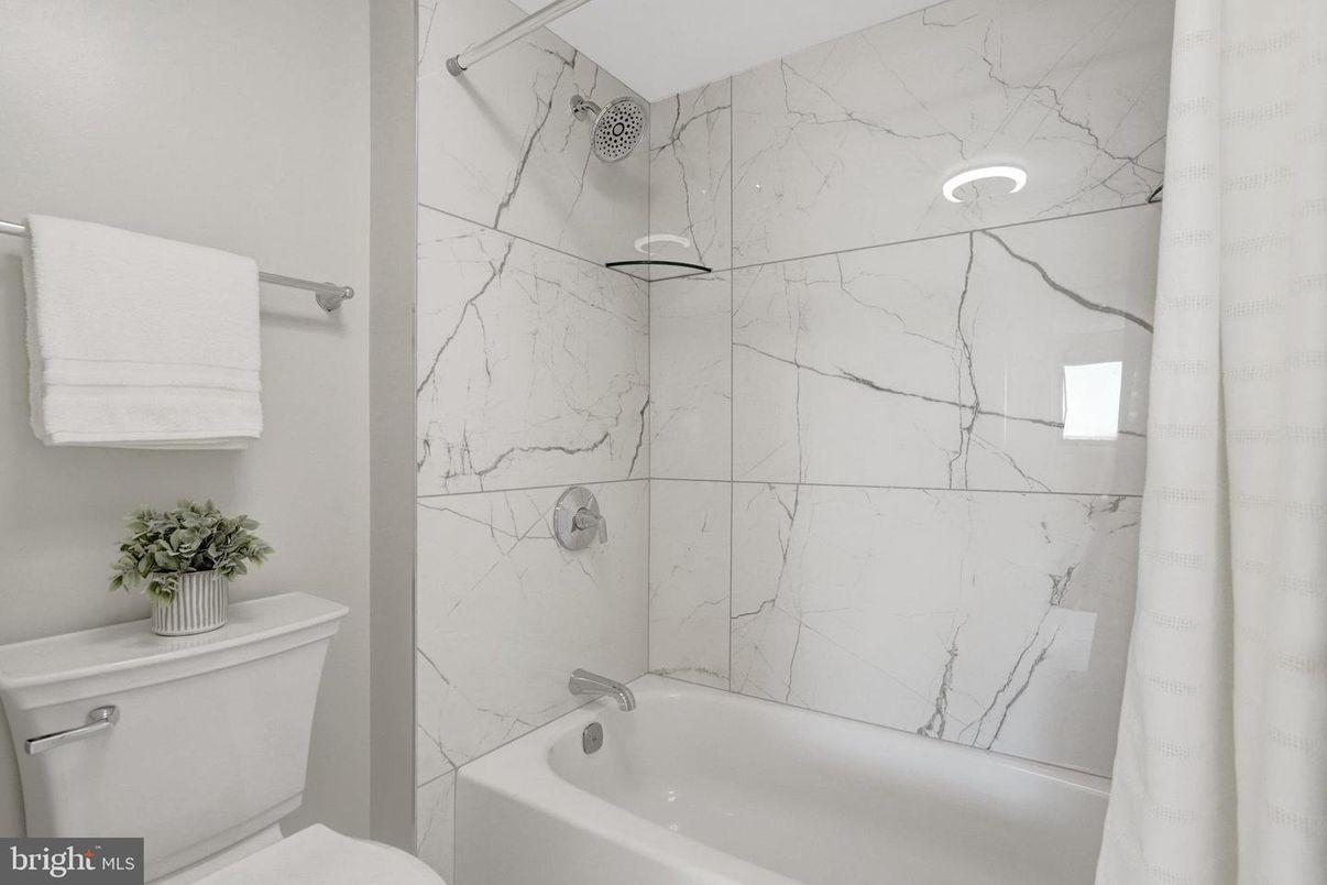 Bathroom, Interior, Marble Walls