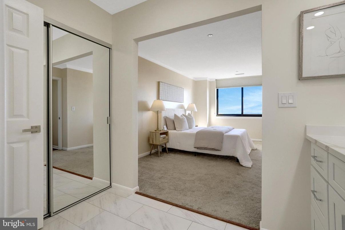 Bedroom, Interior, Marble, Recessed Lighting