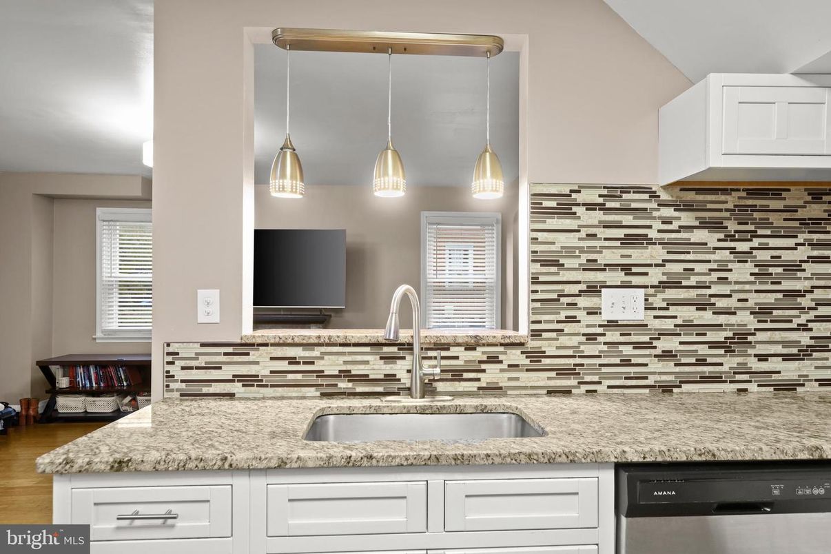 Interior, Kitchen, Pendant Lights