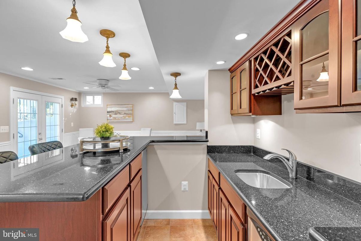 Interior, Kitchen, Pendant Lights, Recessed Lighting