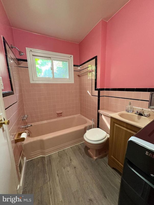 Bathroom, Interior, Wood Texture Flooring
