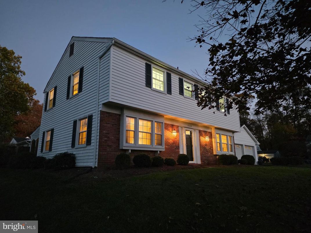 Attached, Exterior, Facade, Brick Facade, Farmhouse