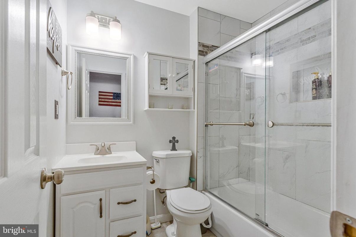 Bathroom, Glass Shower, Interior, Marble Walls