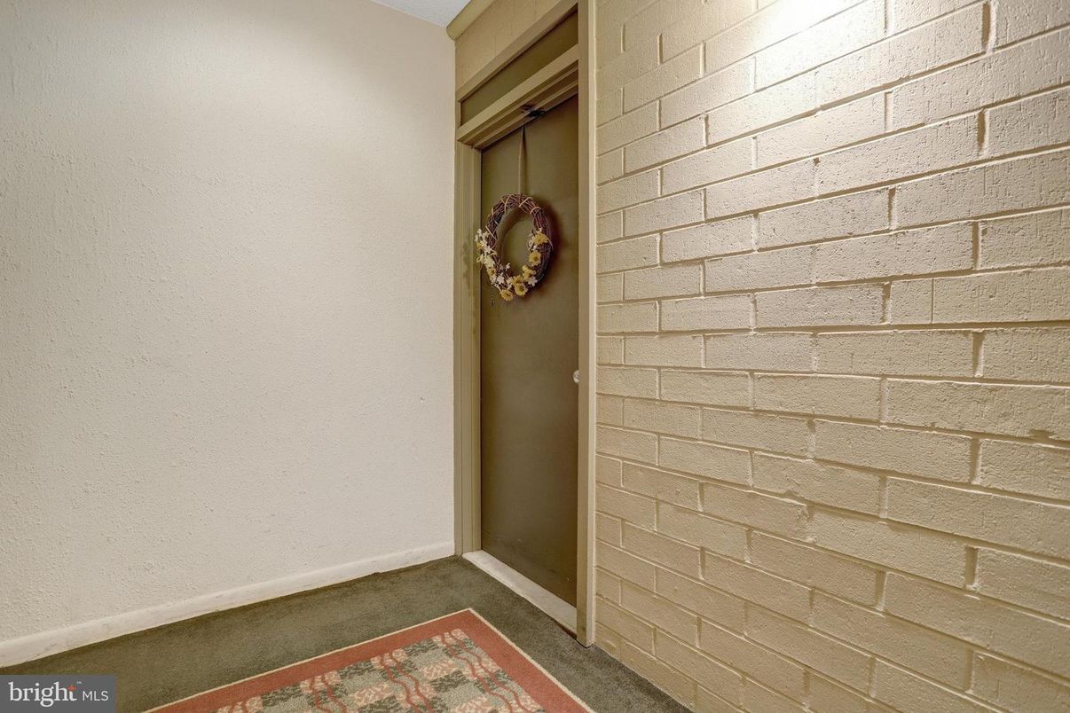 Empty room, Interior, Stone Walls