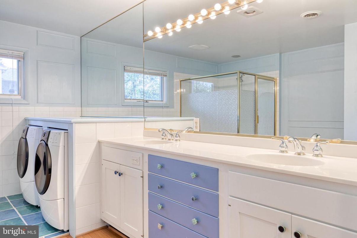 Bathroom, Dual Sink Vanities, Glass Shower, Interior, Washer