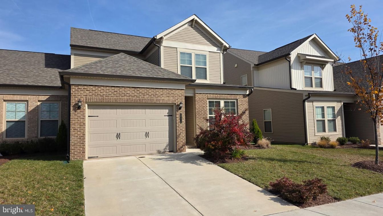 Attached, Exterior, Facade, Brick Facade, Farmhouse