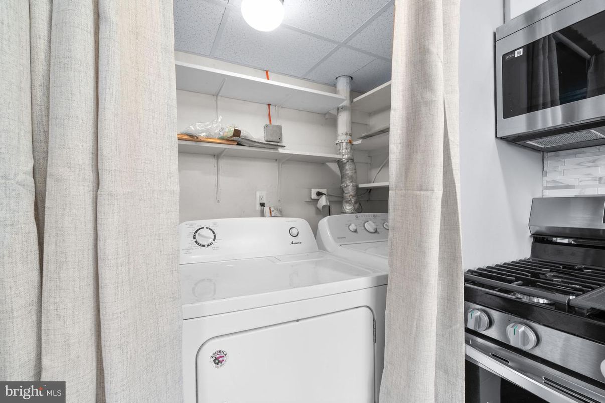 Interior, Utility Closets, Washer