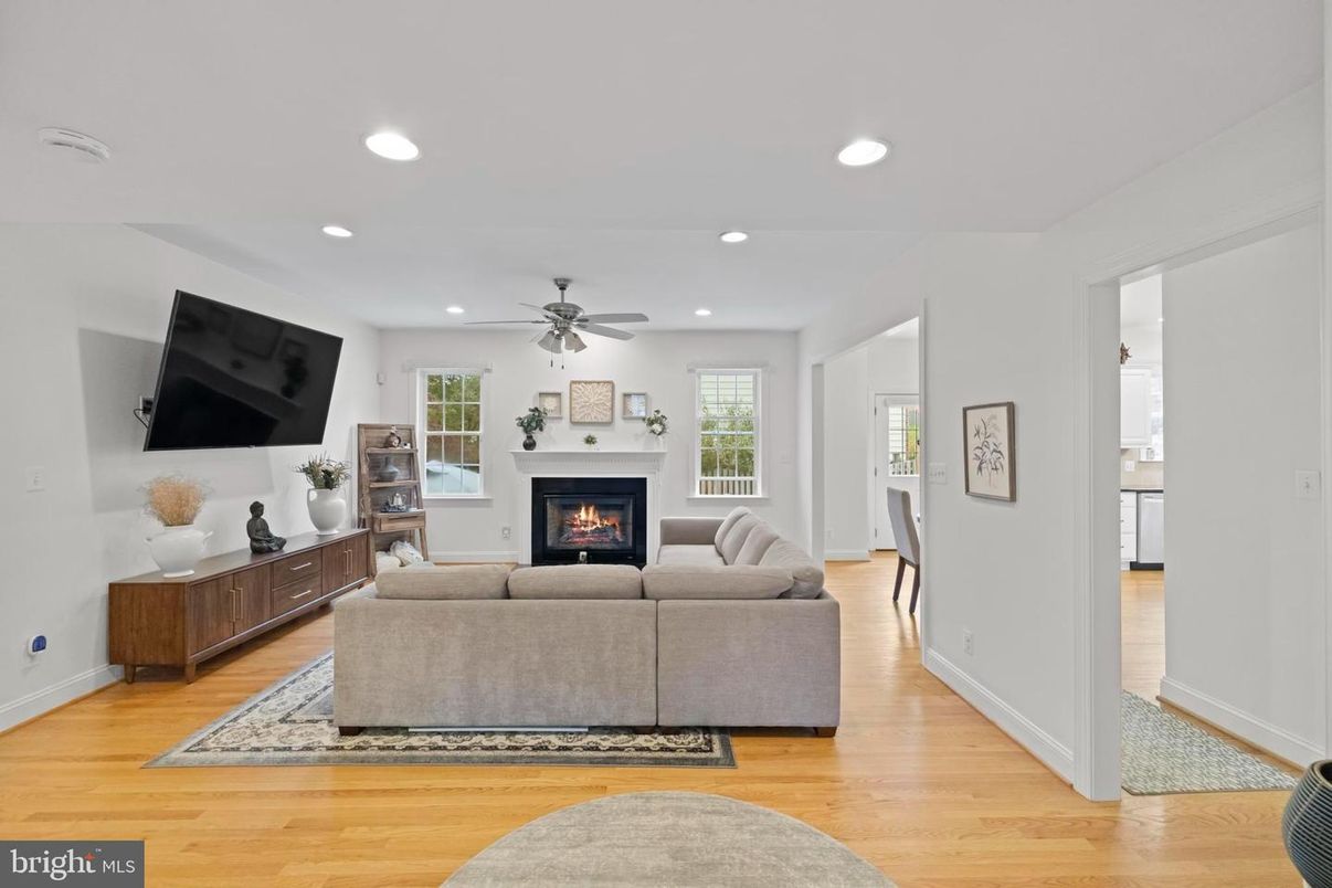 Fireplace, Interior, Living room, Recessed Lighting, Wood Texture Flooring