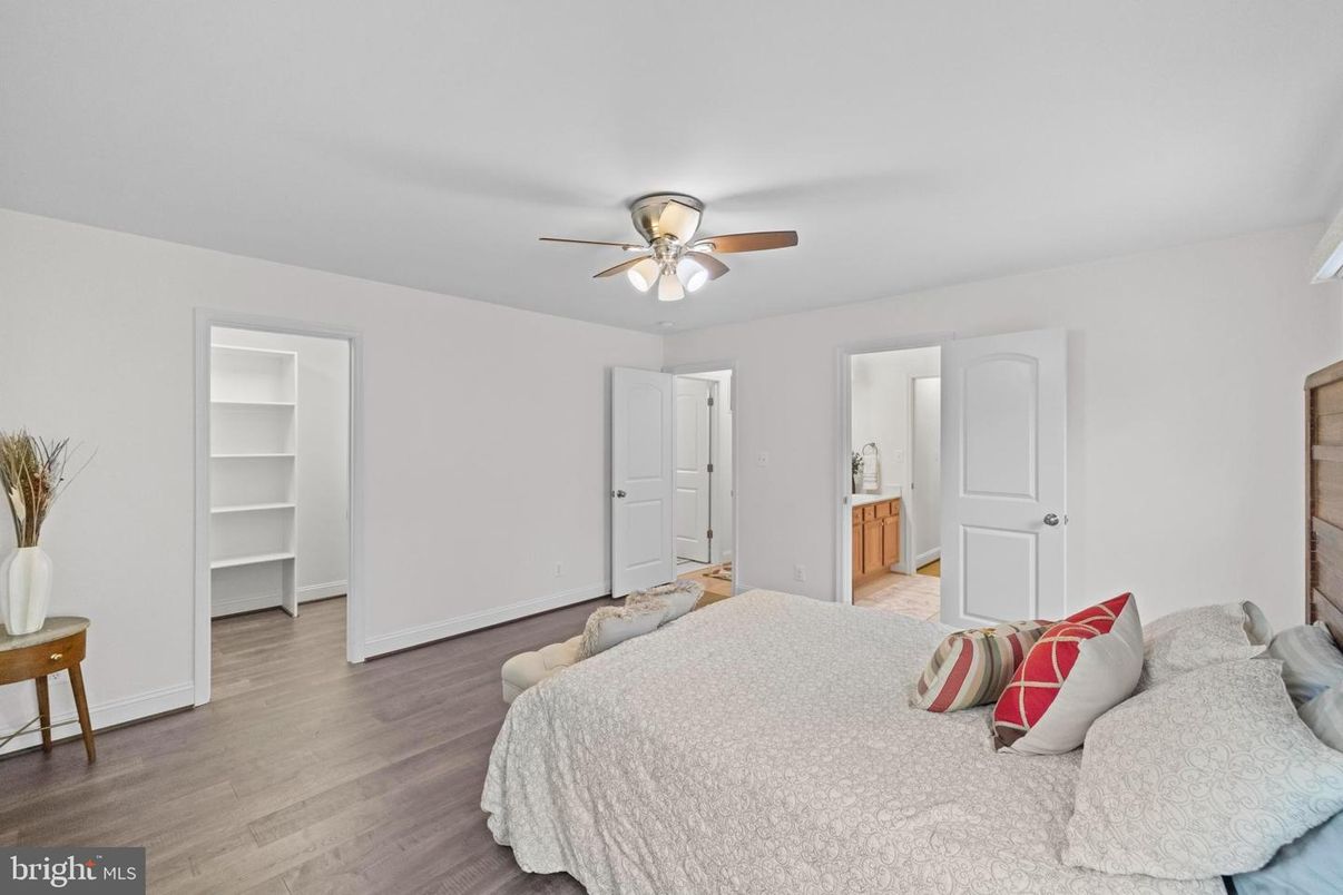 Bedroom, Interior, Wood Texture Flooring