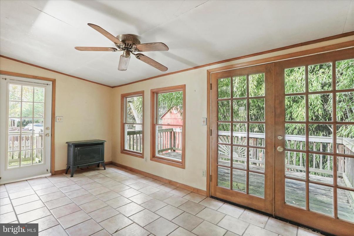 Empty room, Fireplace, Interior