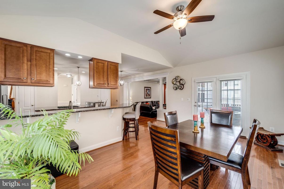 Dining room, Interior, Kitchen, Recessed Lighting, Wood Texture Flooring