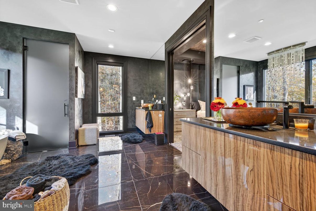 Interior, Marble, Recessed Lighting