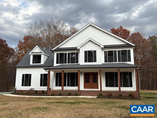 Exterior, Facade, Farmhouse