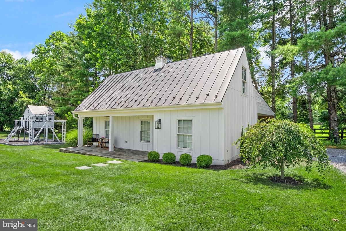 Backyard, Exterior, Playground