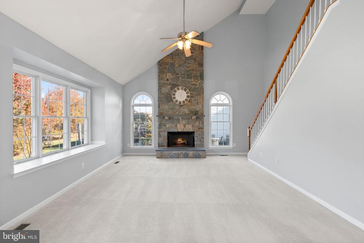 Empty room, Fireplace, Interior, Stone Walls