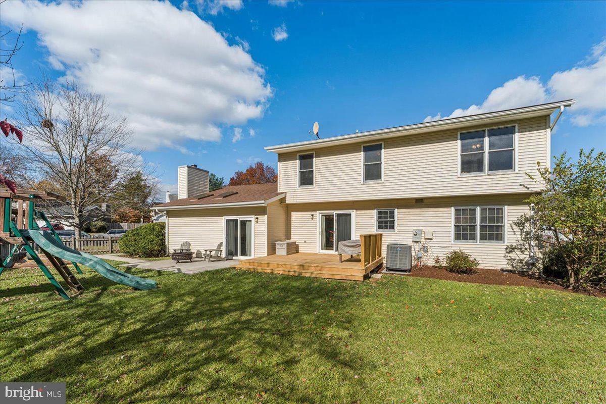 Backyard, Exterior, Playground