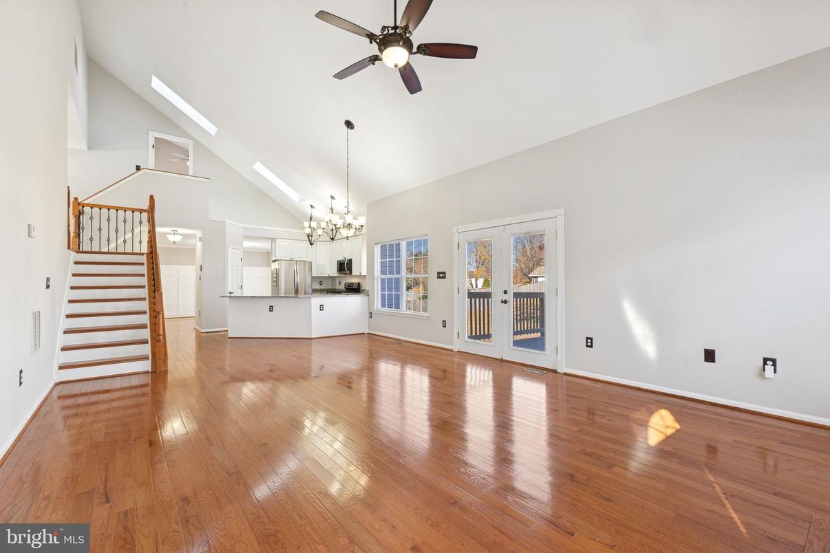Chandelier, Empty room, Interior, Kitchen, Pendant Lights, Wood Texture Flooring