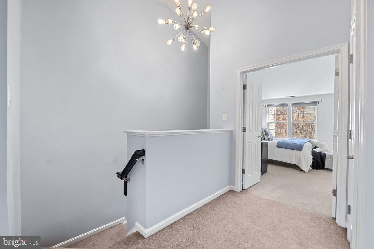 Bedroom, Interior, Pendant Lights