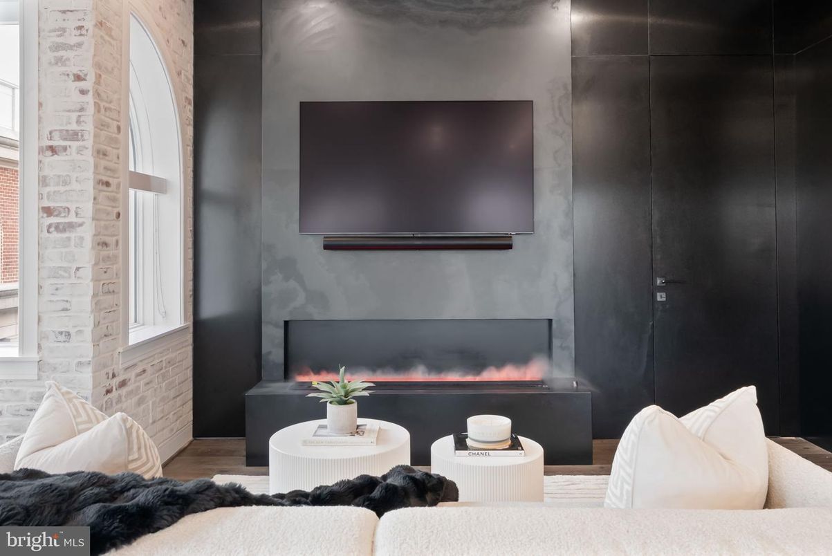 Fireplace, Interior, Living room