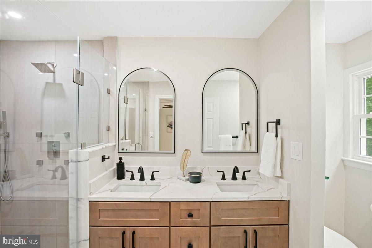 Bathroom, Dual Sink Vanities, Glass Shower, Interior