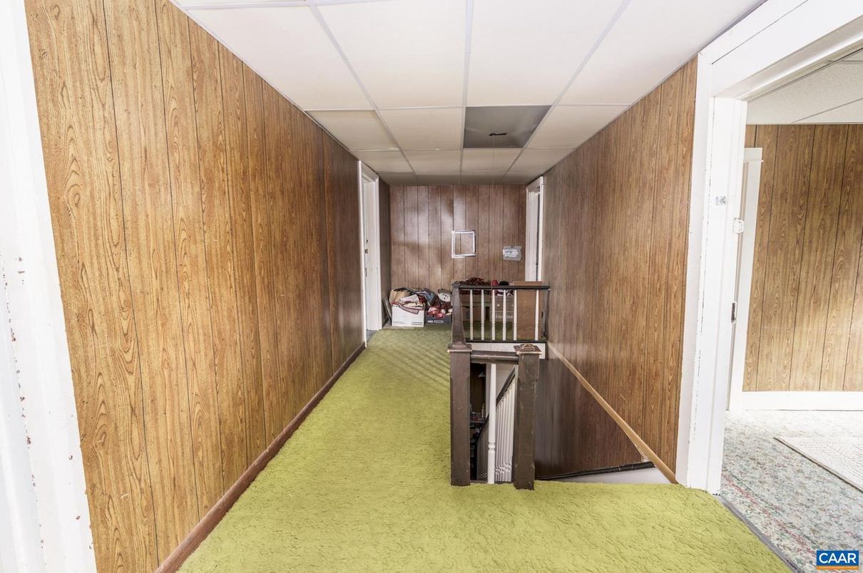 Interior, Wooden Walls