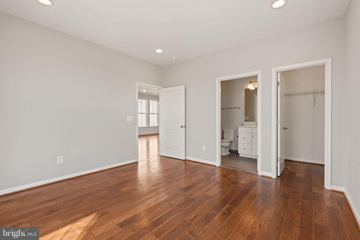 Bathroom, Empty room, Interior, Recessed Lighting, Wood Texture Flooring