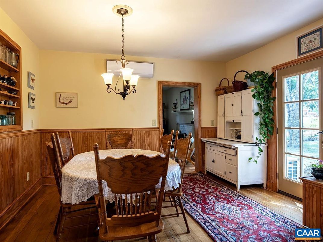 Chandelier, Dining room, Interior, Kitchen, Wood Texture Flooring