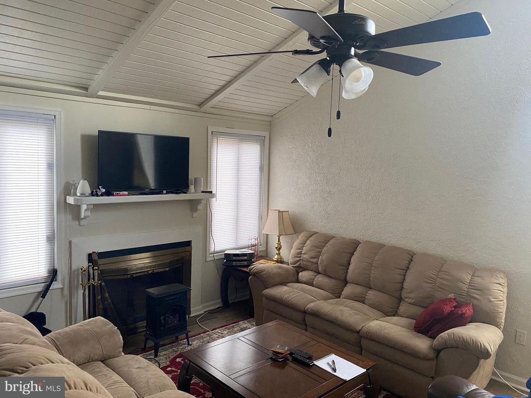 Fireplace, Interior, Living room