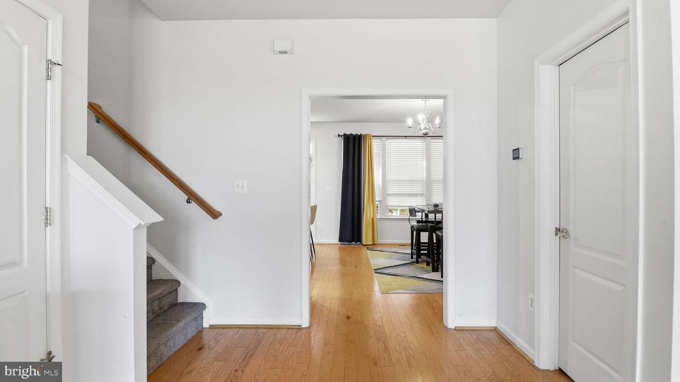 Chandelier, Interior, Wood Texture Flooring
