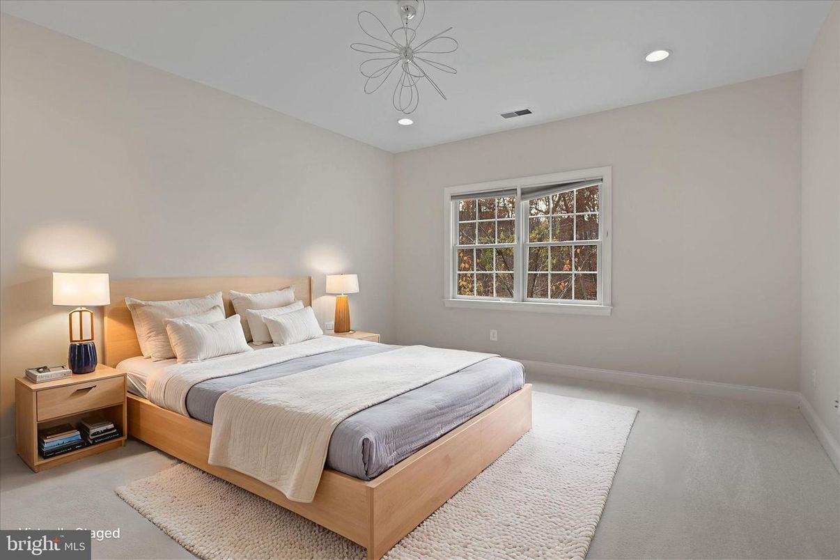 Bedroom, Interior, Recessed Lighting