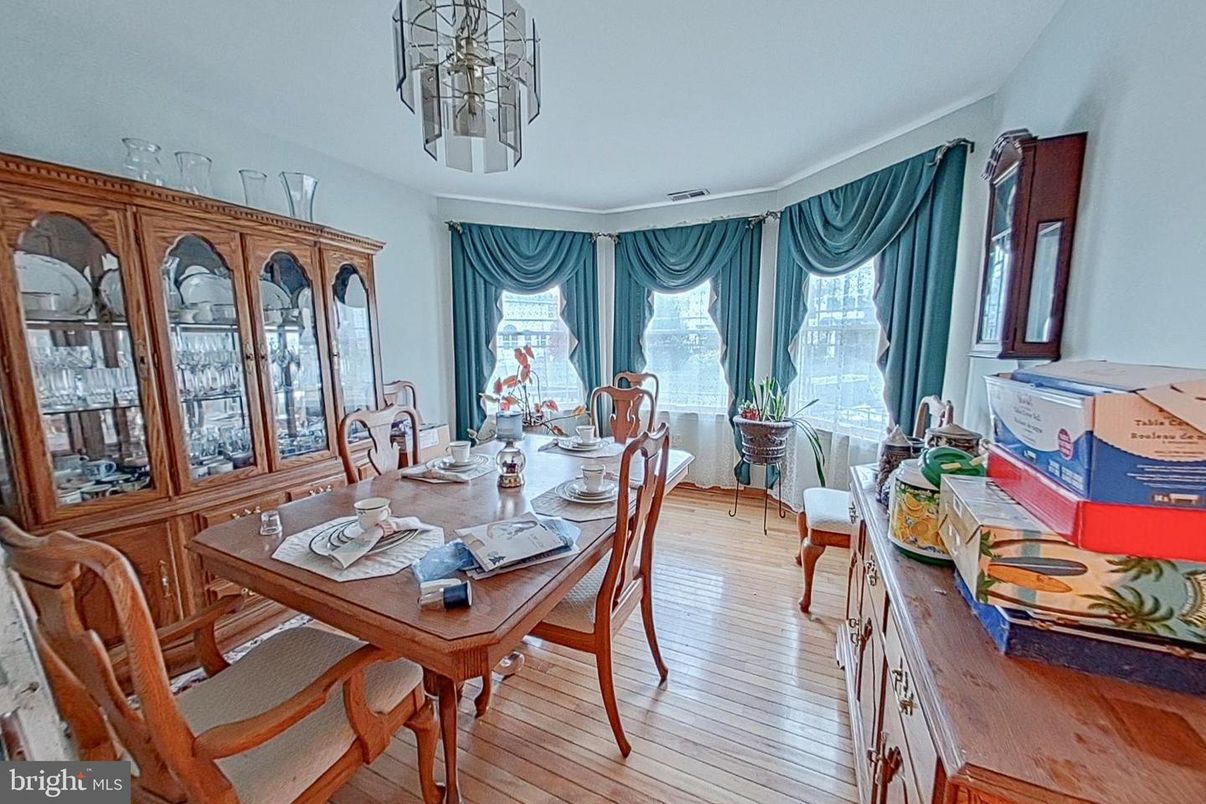 Dining room, Interior, Wood Texture Flooring